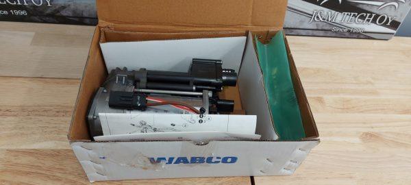 WABCO OEM-kompressori 4154030472 BMW X5 / X6-sarja F15 ja F16. Orig NO: 37206875177