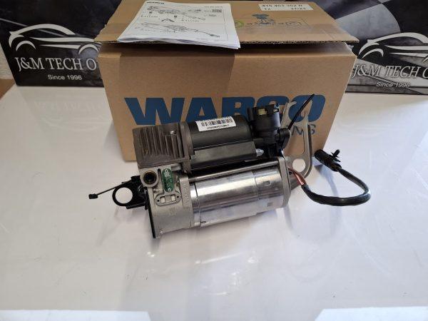 Tehdaskorjattu Wabco 415403302R ilmajousituksen kompressori. Audi Q7 4L, Touareg 1 ja Porsche Cayenne 1