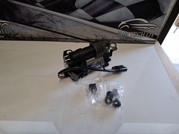 Miessler KK0L-0033-0JTD  ilmajousituksen kompressori Tesla S 2012-> ja Jeep Cherokee WK 2 2011->